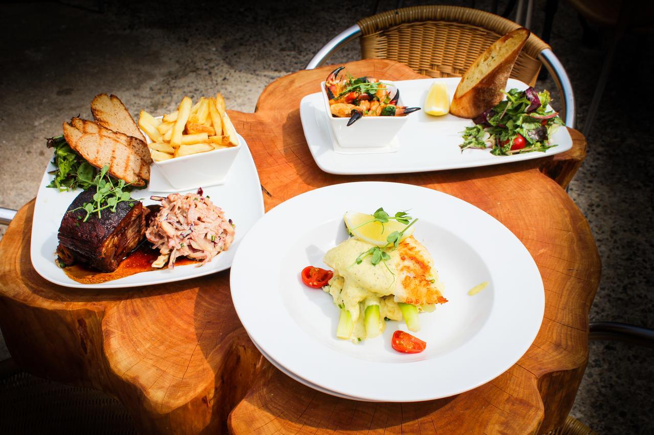 The Enniskerry Inn Bagian luar foto